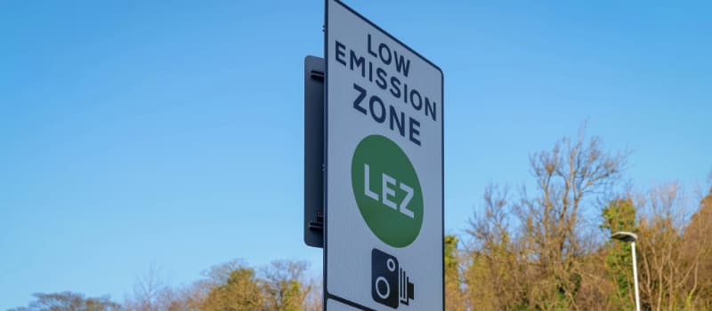 low emissions ulez zone